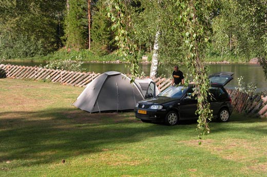 God plass til telt  på Holman Camping